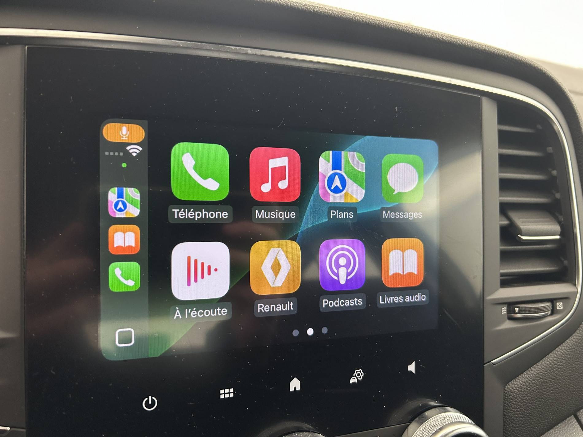 Vente en ligne Renault Megane 4 Mégane IV Berline Blue dCi 115 - 21B au prix de 14 790 €