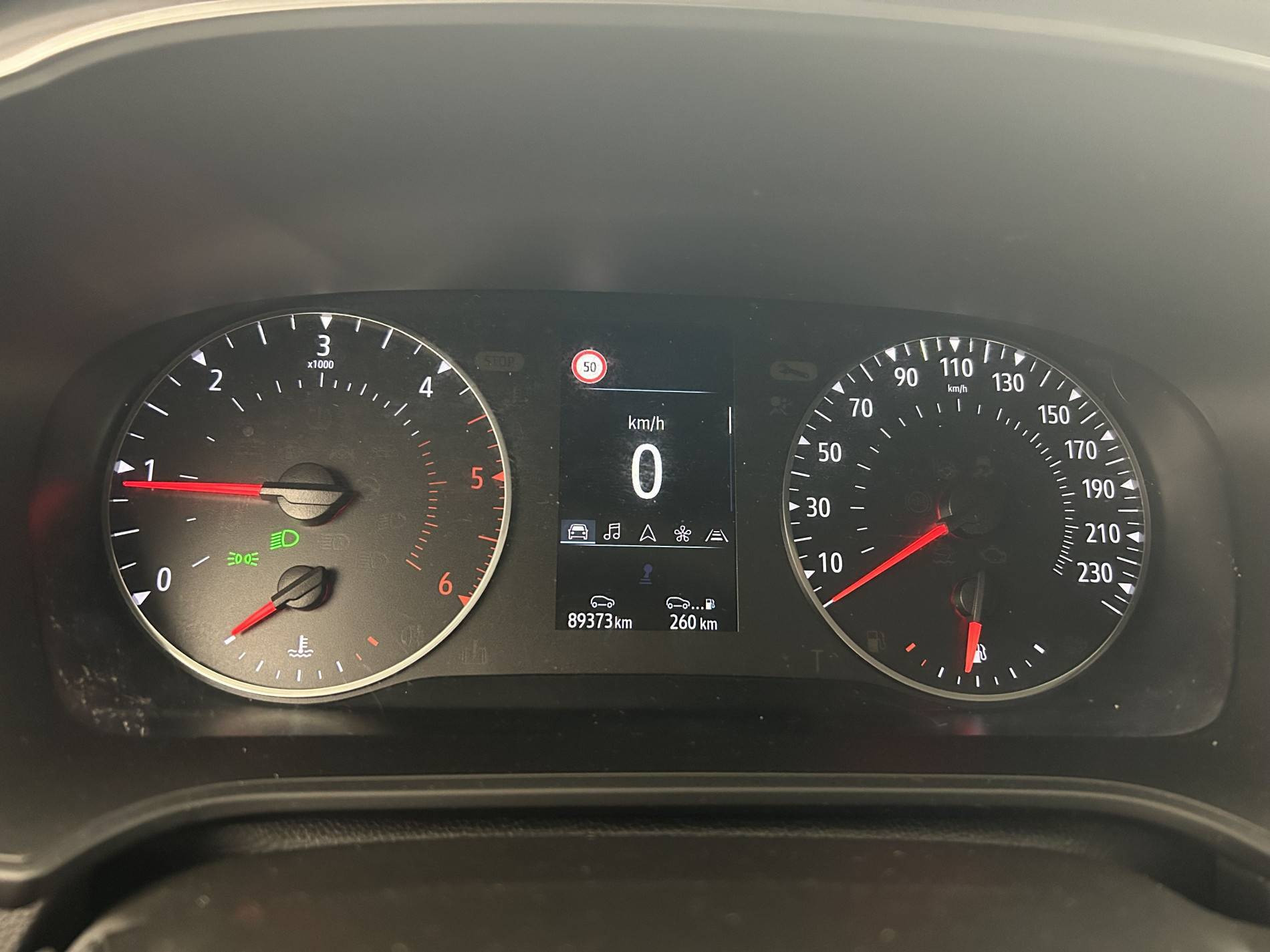 Vente en ligne Renault Megane 4 Mégane IV Berline Blue dCi 115 - 21B au prix de 14 790 €