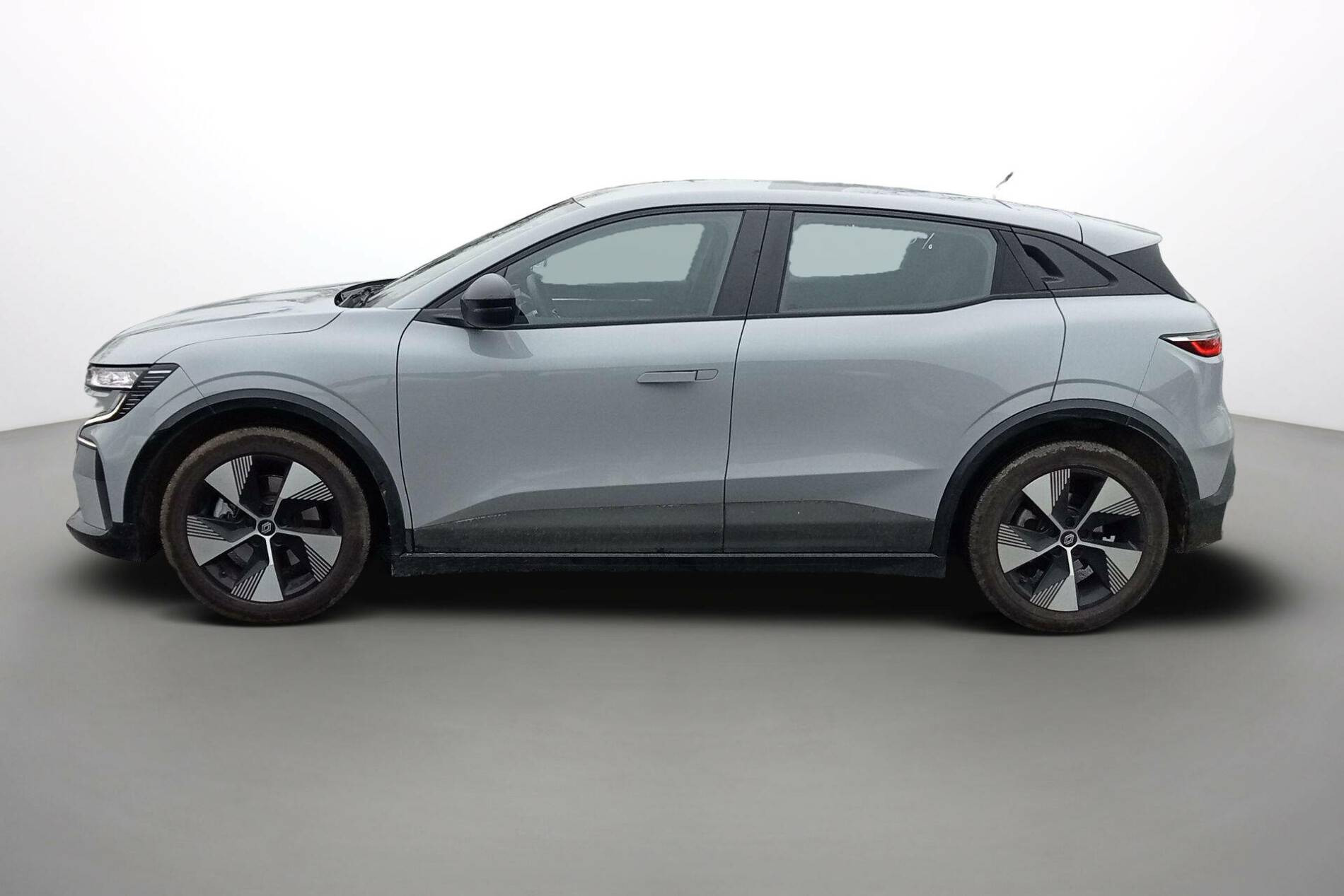 Vente en ligne Renault Megane E-Tech  EV60 220 ch super charge au prix de 22 990 €