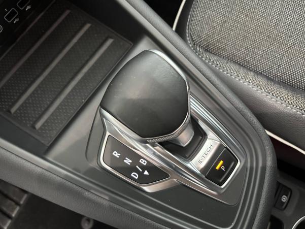 Vente en ligne Renault Captur  E-Tech Plug-in 160 au prix de 18 490 €