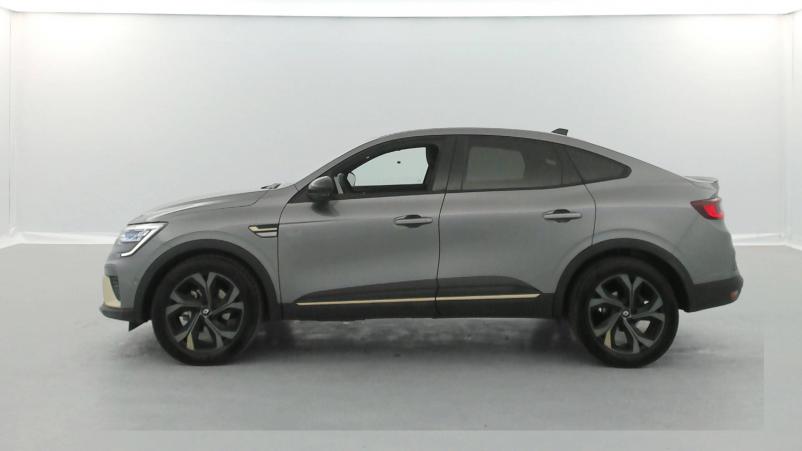 Vente en ligne Renault Arkana  E-Tech hybride 145 - 22 au prix de 24 990 €