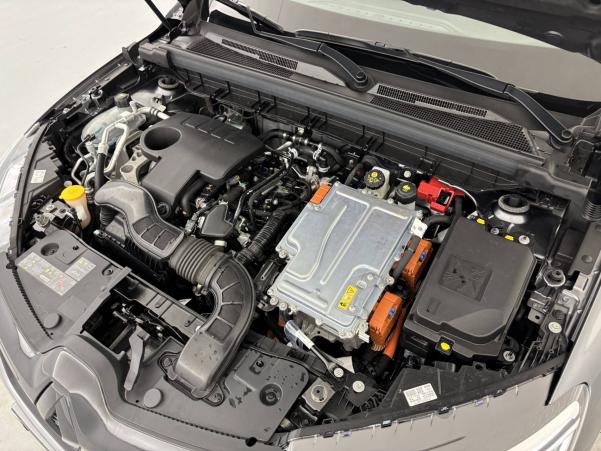 Vente en ligne Renault Arkana  E-Tech hybride 145 - 22 au prix de 24 990 €