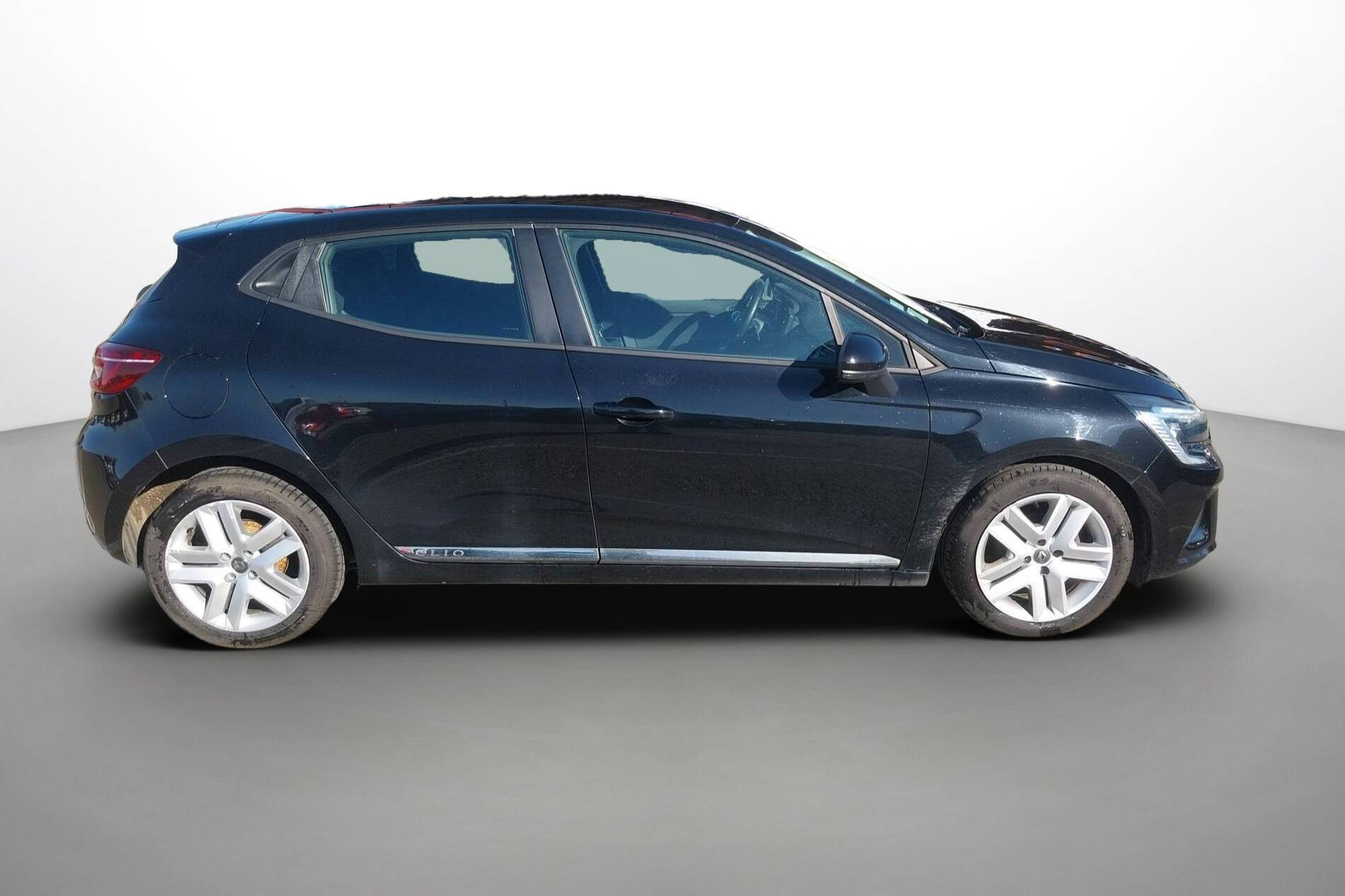 Vente en ligne Renault Clio 5 Clio TCe 100 GPL au prix de 12 490 €