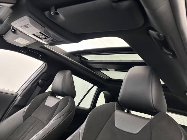 Vente en ligne Toyota RAV4 RAV4 Hybride 222 ch AWD-i au prix de 35 990 €