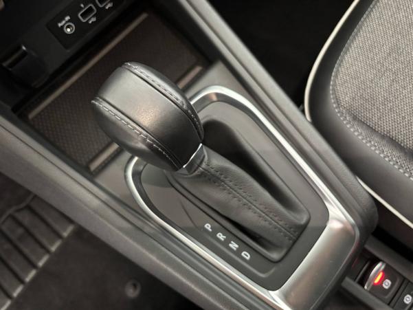 Vente en ligne Renault Captur  TCe 140 EDC - 21 au prix de 17 890 €