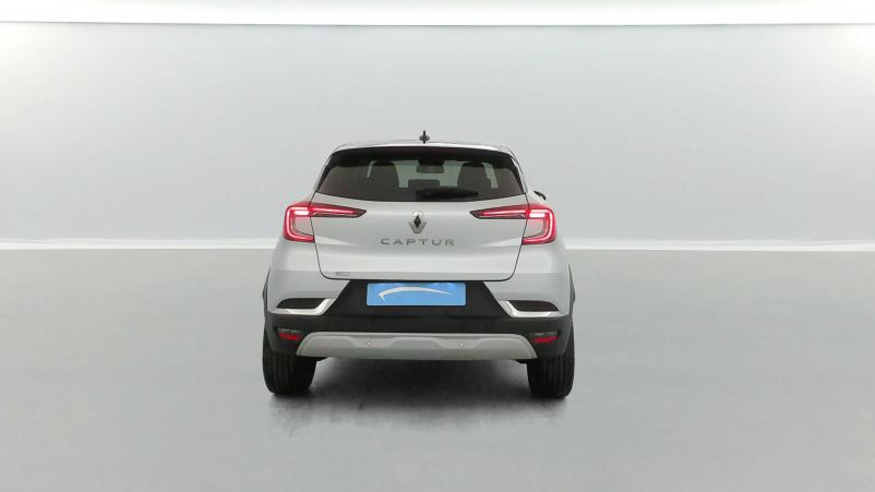 Vente en ligne Renault Captur  TCe 140 EDC - 21 au prix de 17 890 €