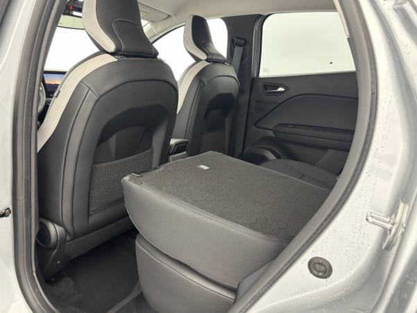 Vente en ligne Renault Captur  TCe 140 EDC - 21 au prix de 17 890 €