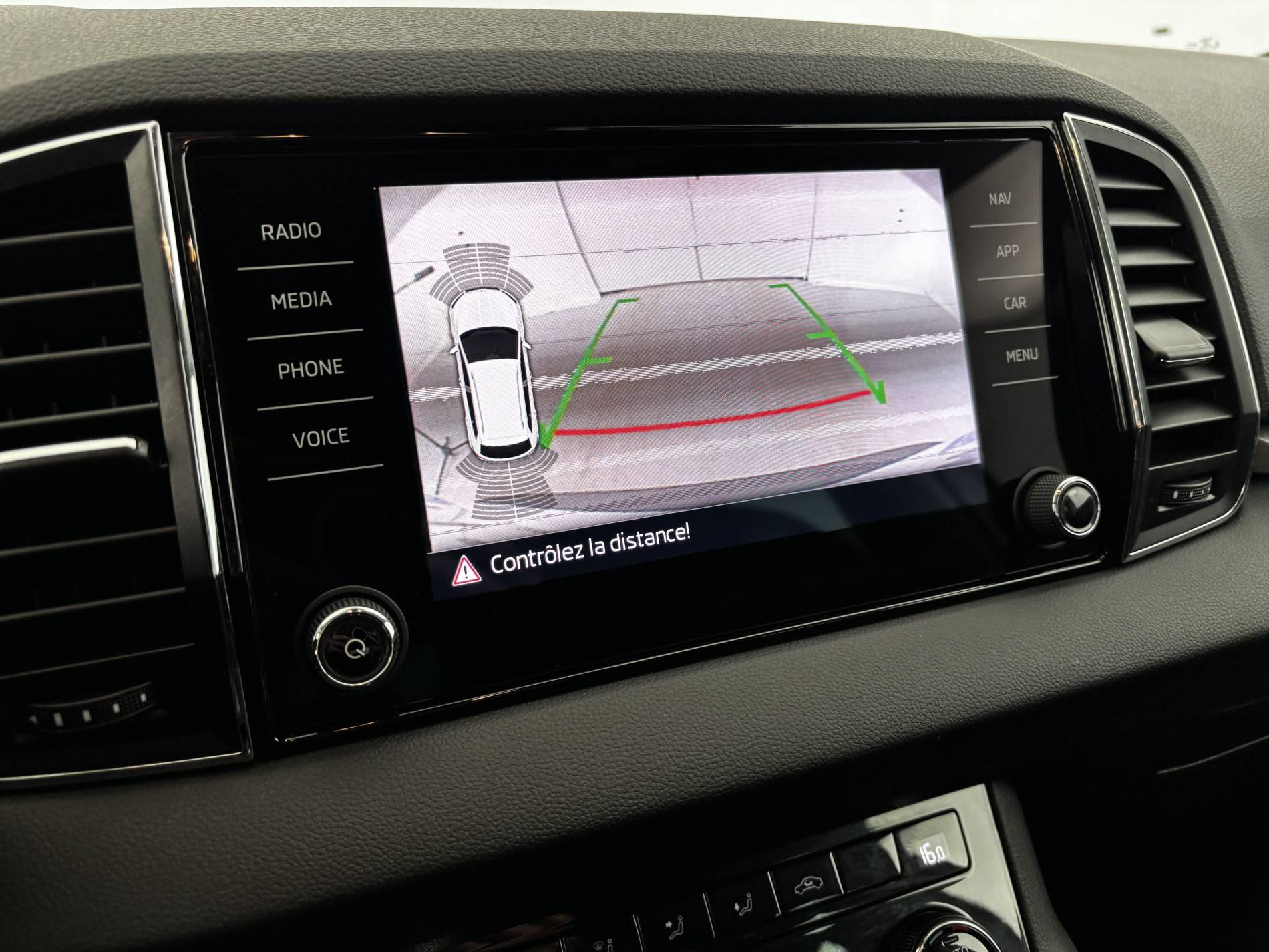 Vente en ligne Skoda Karoq  1.0 TSI 116 ch au prix de 17 880 €