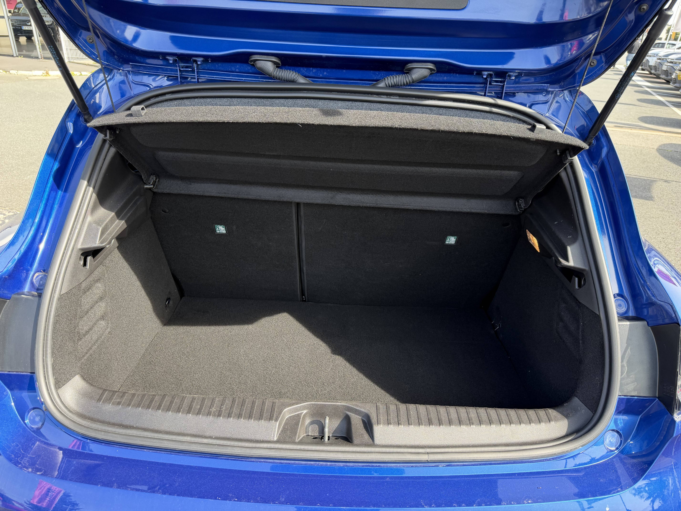 Vente en ligne Renault Clio 5 Clio E-Tech full hybrid 145 ch GSR2 au prix de 22 990 €