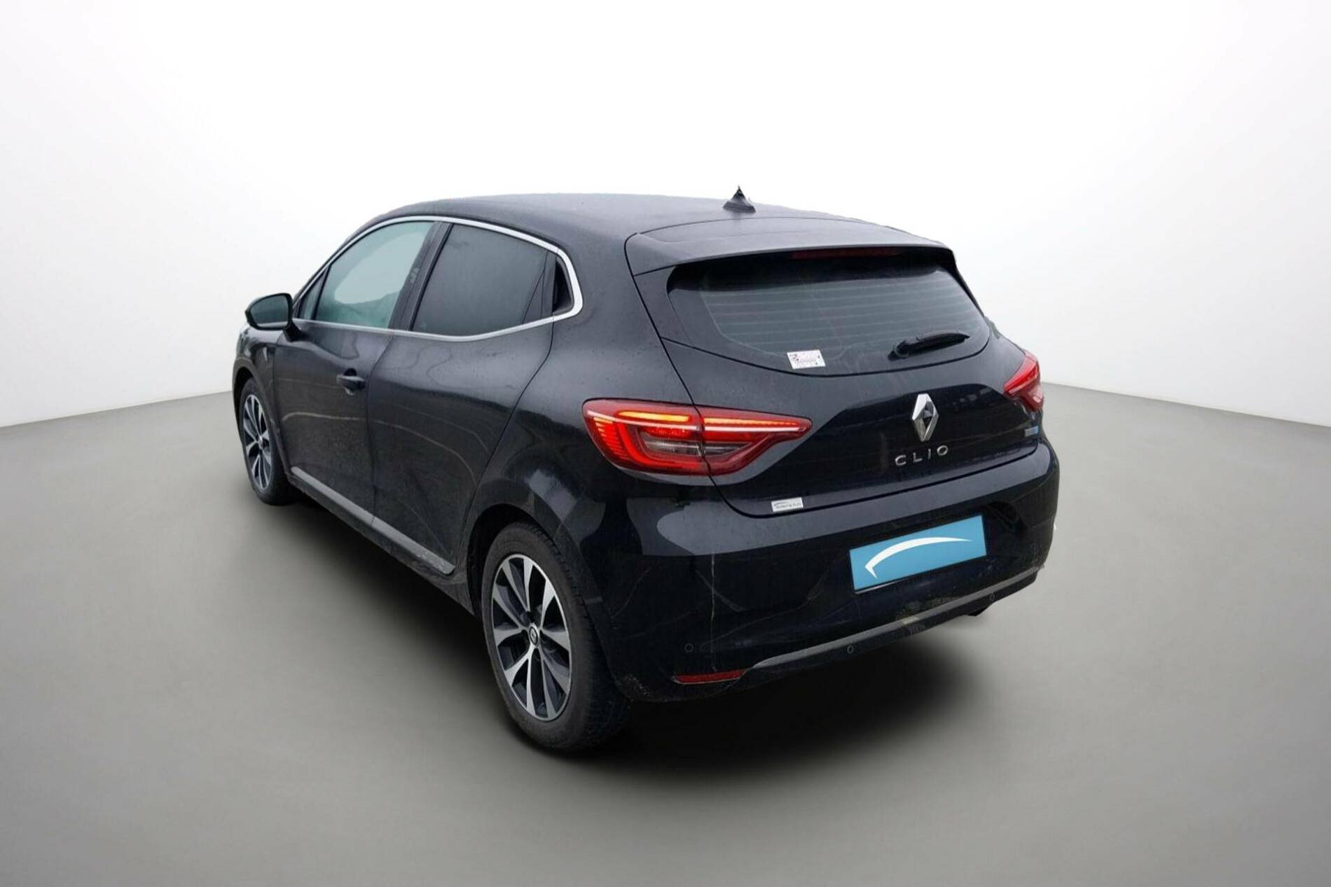 Vente en ligne Renault Clio 5 Clio E-Tech 140 - 21N au prix de 15 590 €