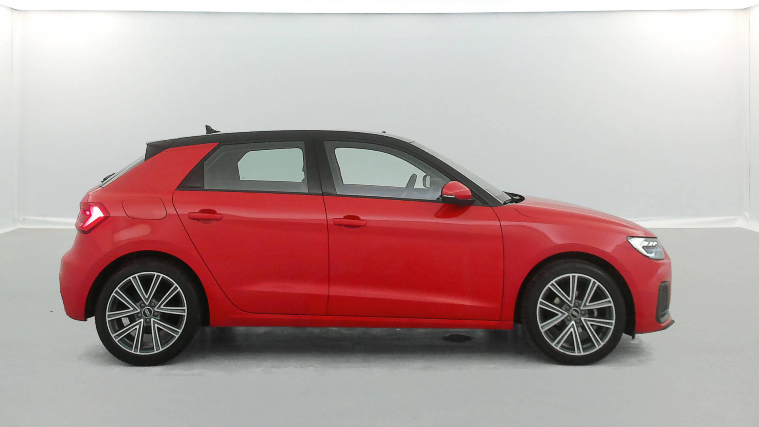 Vente en ligne Audi A1 Sportback  25 TFSI 95 ch S tronic 7 au prix de 22 880 €