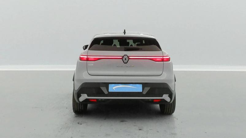 Vente en ligne Renault Megane E-Tech  EV60 220 ch super charge au prix de 27 990 €