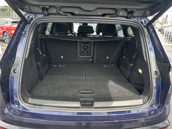 Vente en ligne Renault Espace Espace E-Tech full hybrid 200 GSR2 au prix de 40 490 €