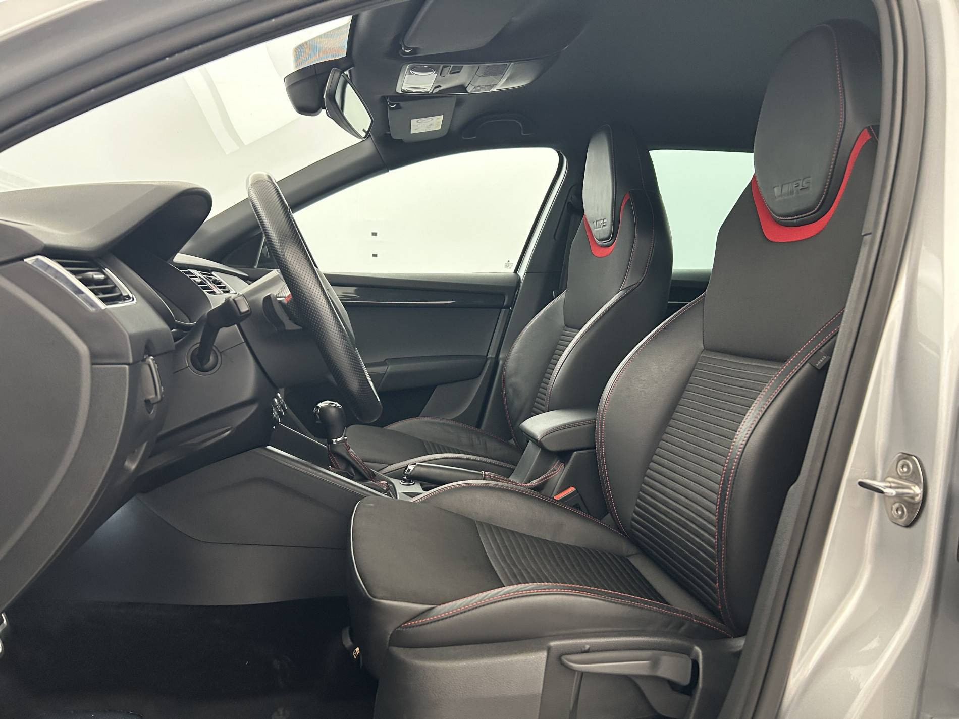 Vente en ligne Skoda Octavia Combi  2.0 TDI 184 ch CR FAP DSG6 au prix de 20 990 €