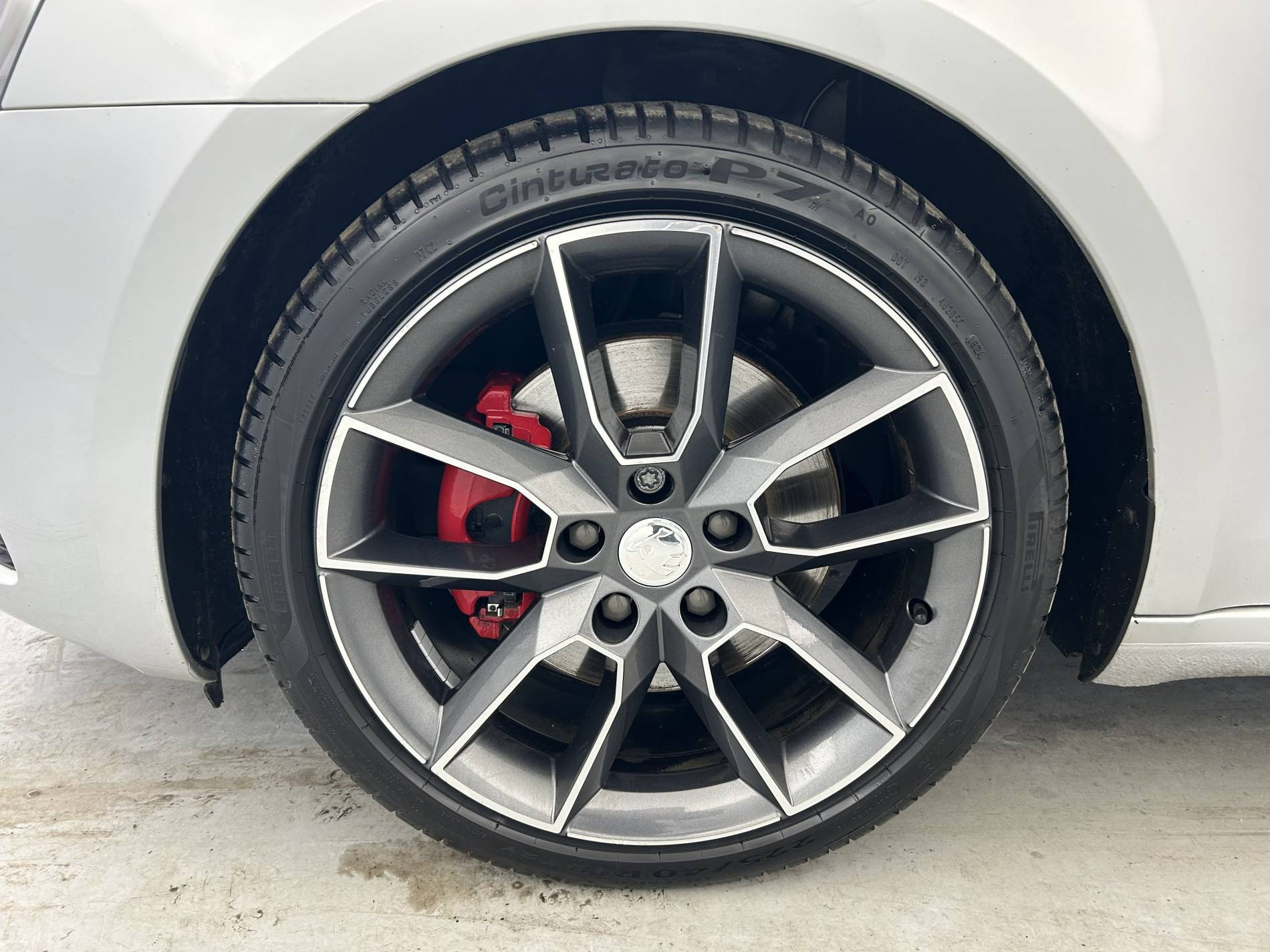 Vente en ligne Skoda Octavia Combi  2.0 TDI 184 ch CR FAP DSG6 au prix de 20 990 €