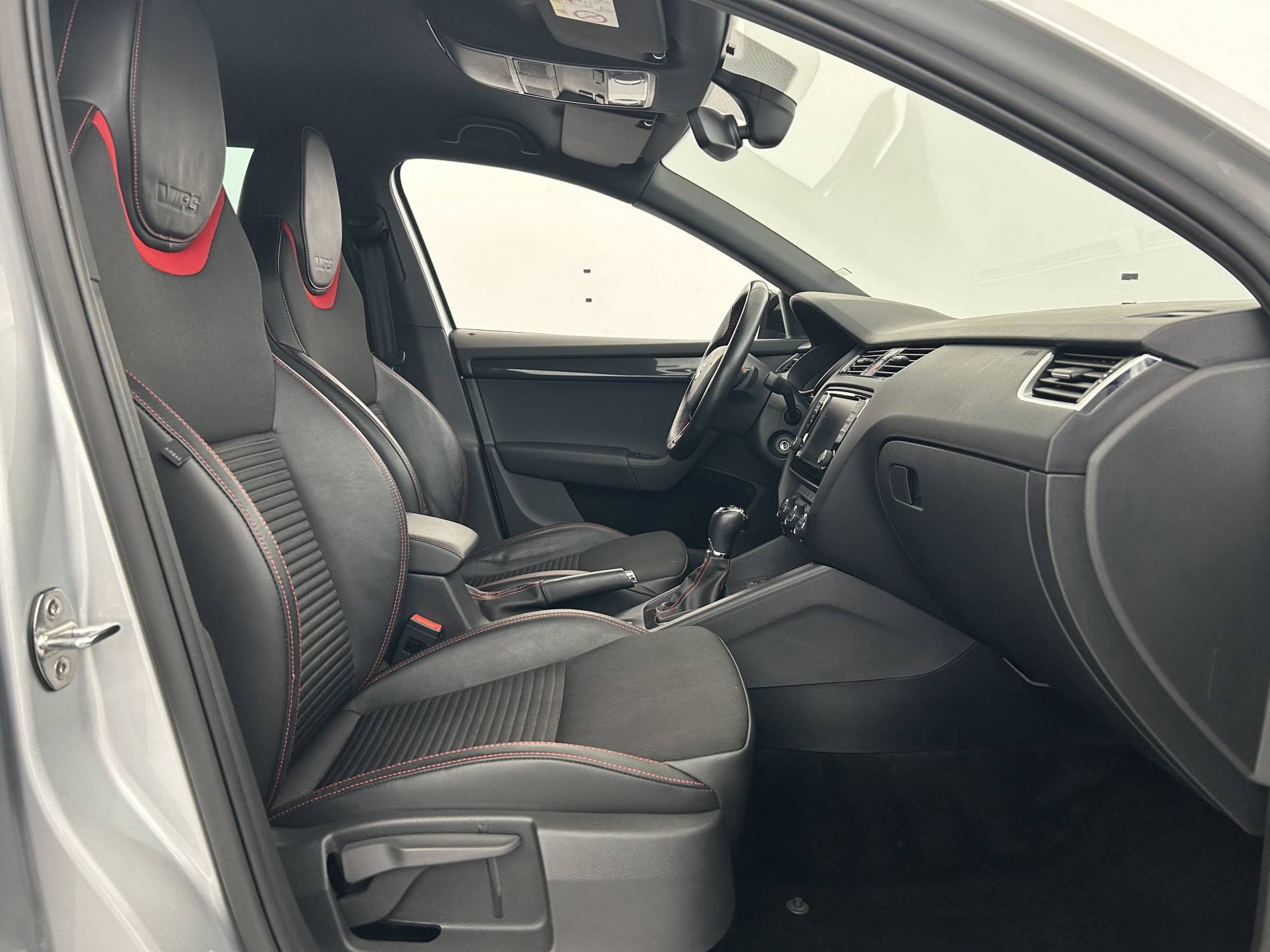 Vente en ligne Skoda Octavia Combi  2.0 TDI 184 ch CR FAP DSG6 au prix de 20 990 €