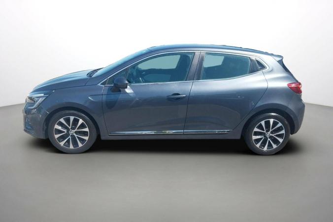 Vente en ligne Renault Clio 5 Clio TCe 90 - 21N au prix de 15 490 €