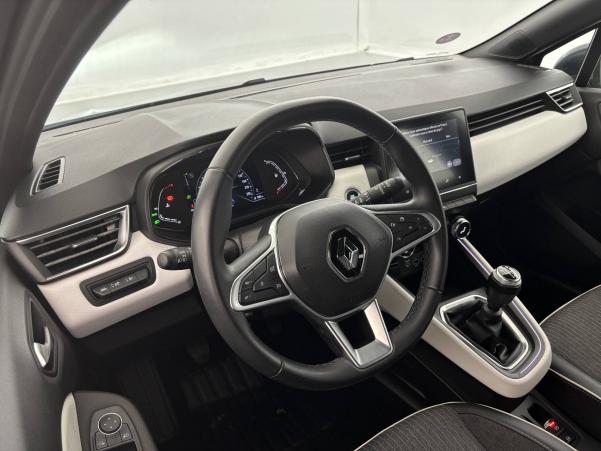 Vente en ligne Renault Clio 5 Clio TCe 90 - 21N au prix de 15 490 €