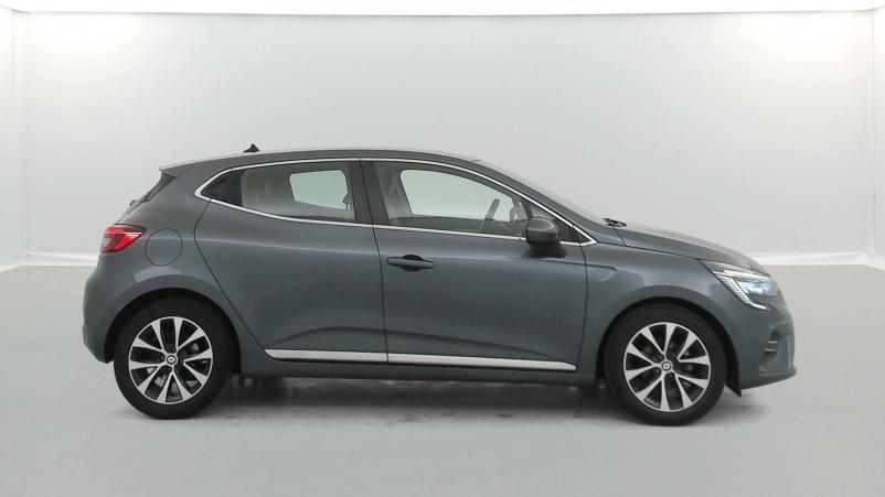 Vente en ligne Renault Clio 5 Clio TCe 90 - 21N au prix de 15 490 €