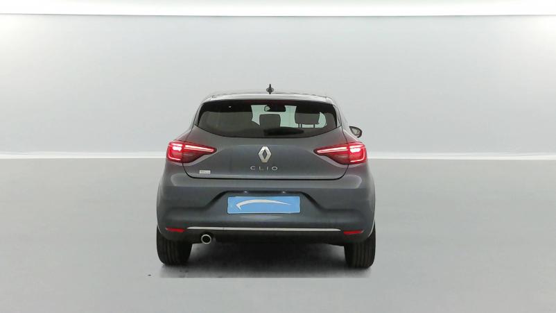 Vente en ligne Renault Clio 5 Clio TCe 90 - 21N au prix de 15 490 €
