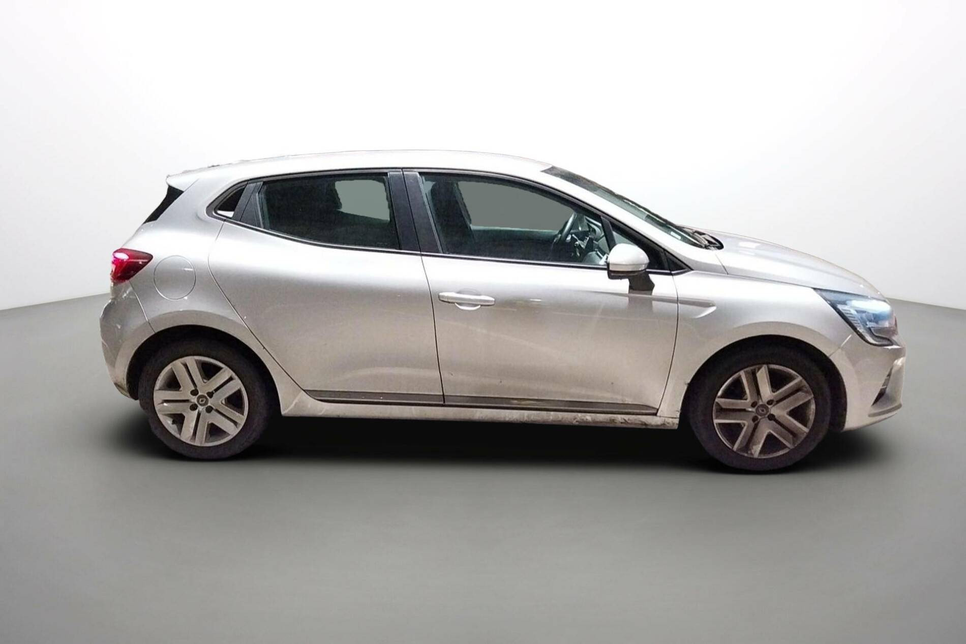 Vente en ligne Renault Clio 5 Clio TCe 100 au prix de 12 990 €