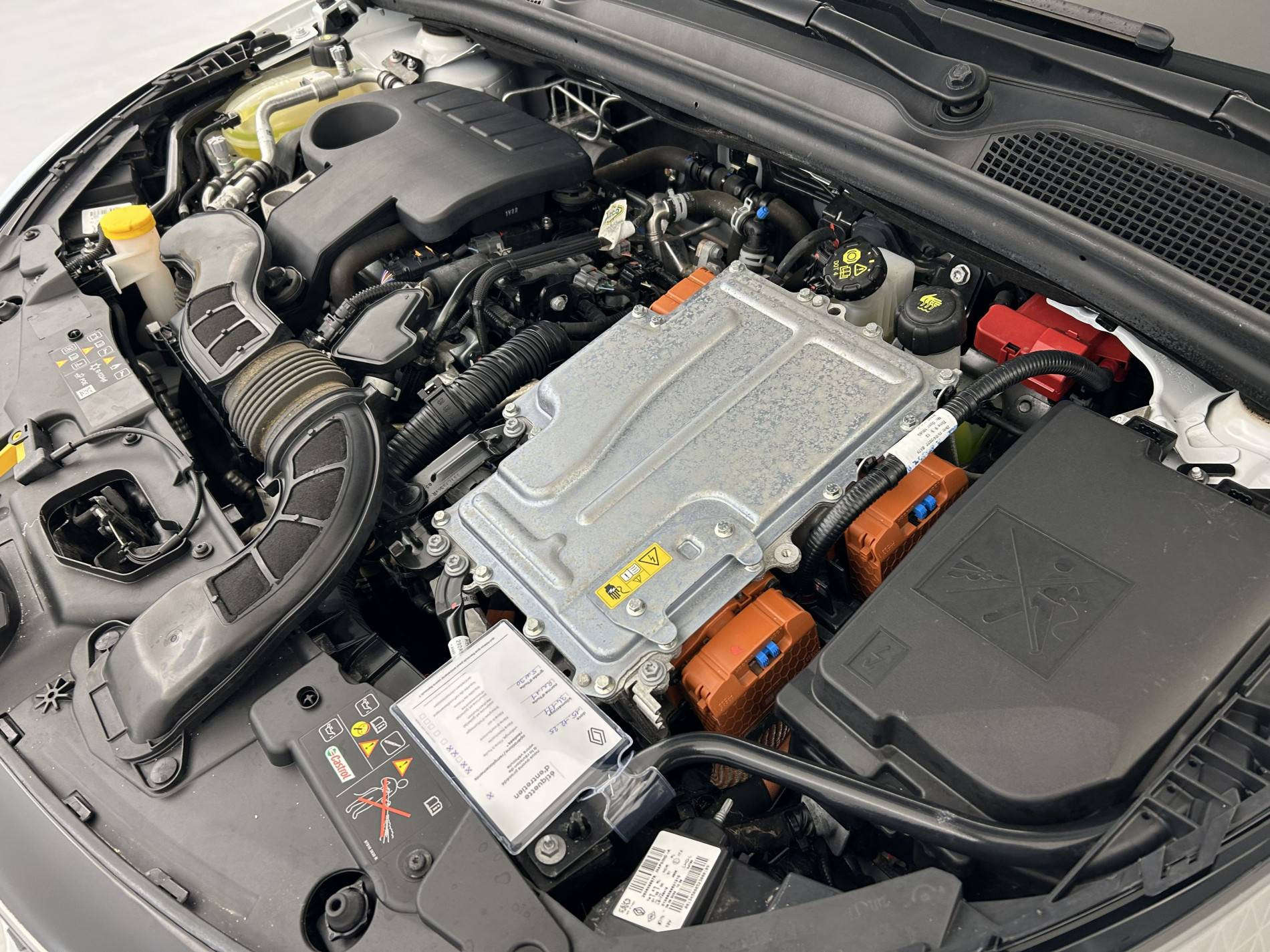 Vente en ligne Renault Clio 5 Clio E-Tech 140 - 21N au prix de 16 990 €