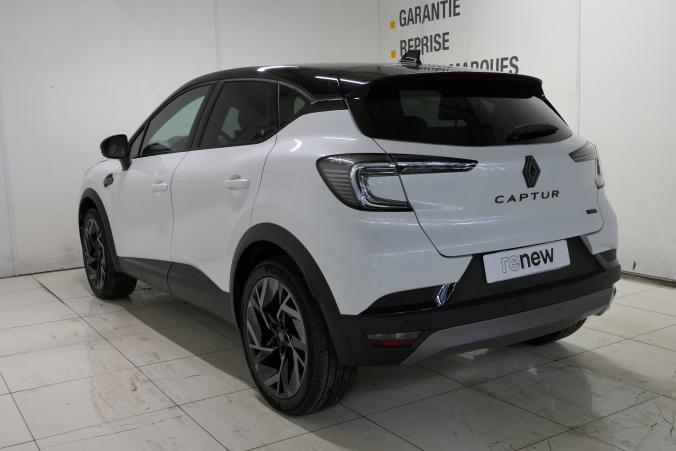 Vente en ligne Renault Captur  E-Tech full hybrid 145 au prix de 32 490 €