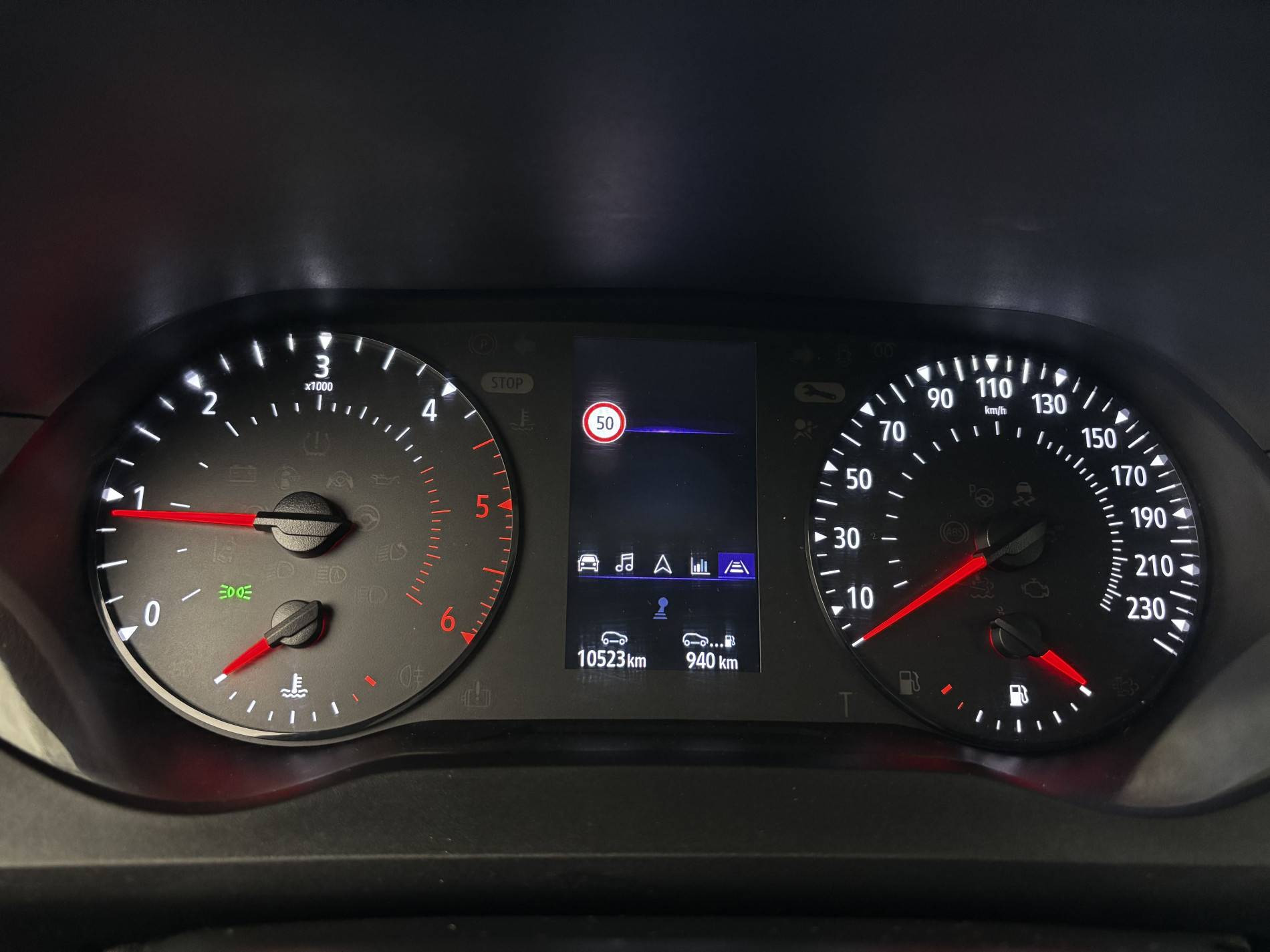 Vente en ligne Renault Kangoo Van  BLUE DCI 95 au prix de 19 590 €