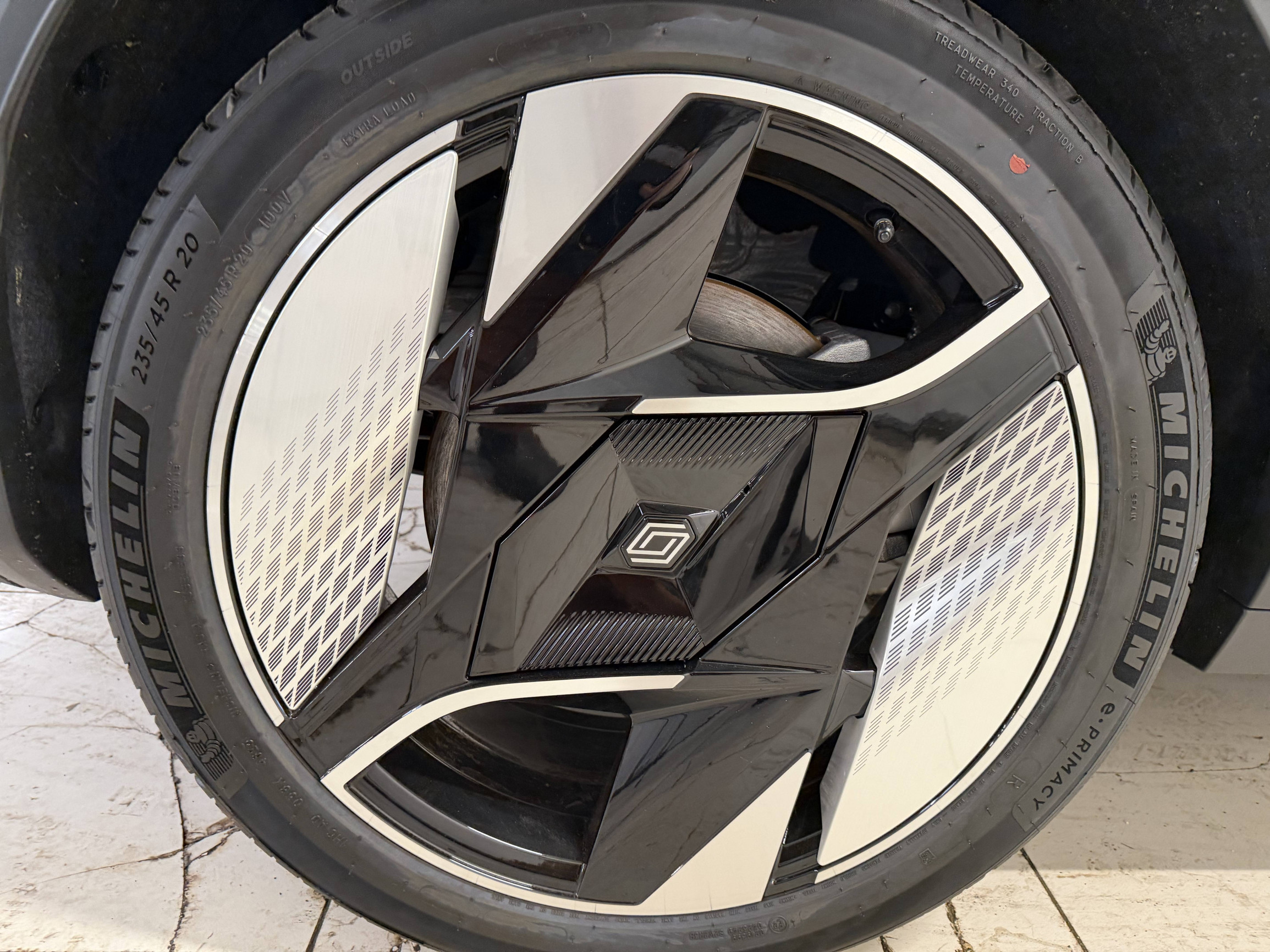 Vente en ligne Renault Scenic E-Tech  220 ch grande autonomie au prix de 400 €