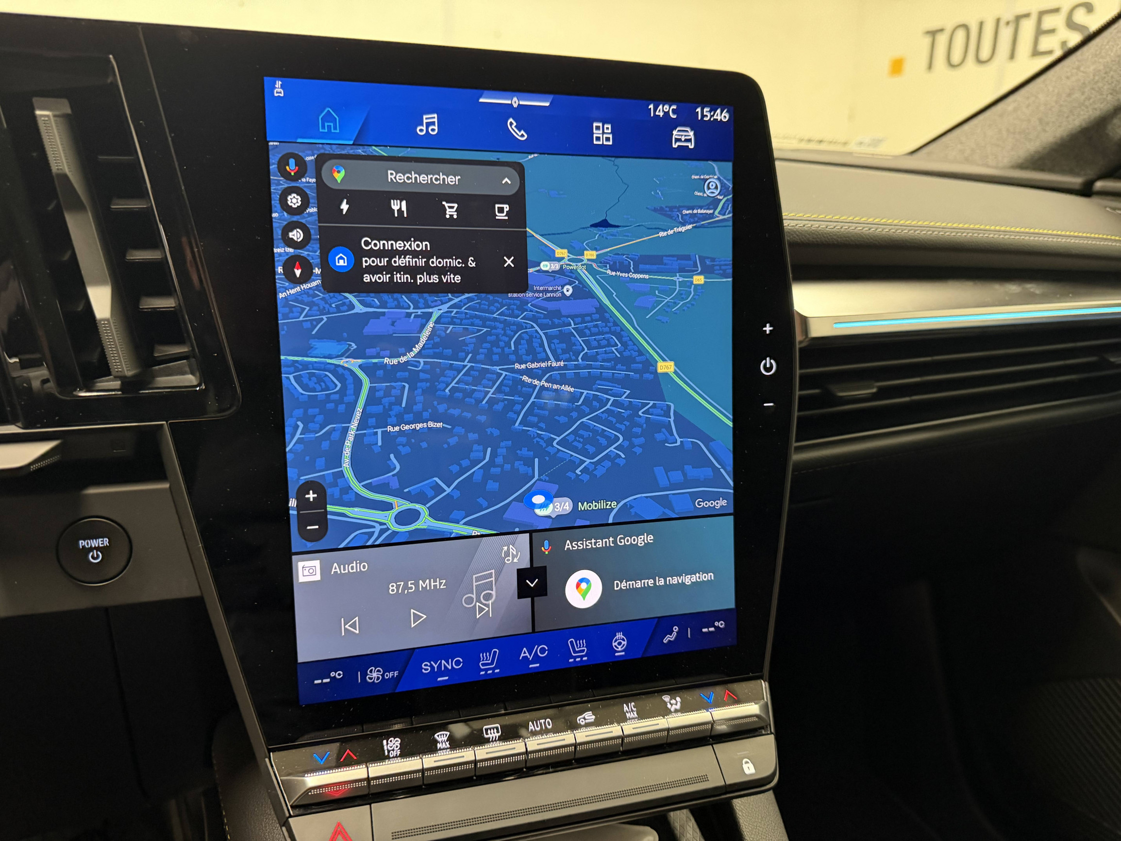 Vente en ligne Renault Scenic E-Tech  220 ch grande autonomie au prix de 400 €