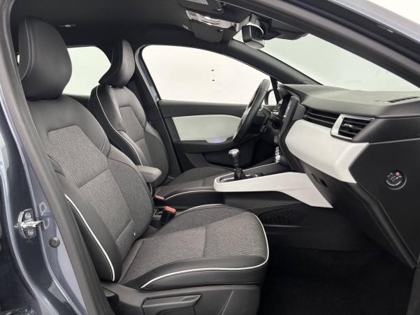 Vente en ligne Renault Clio 5 Clio TCe 90 - 21N au prix de 14 990 €