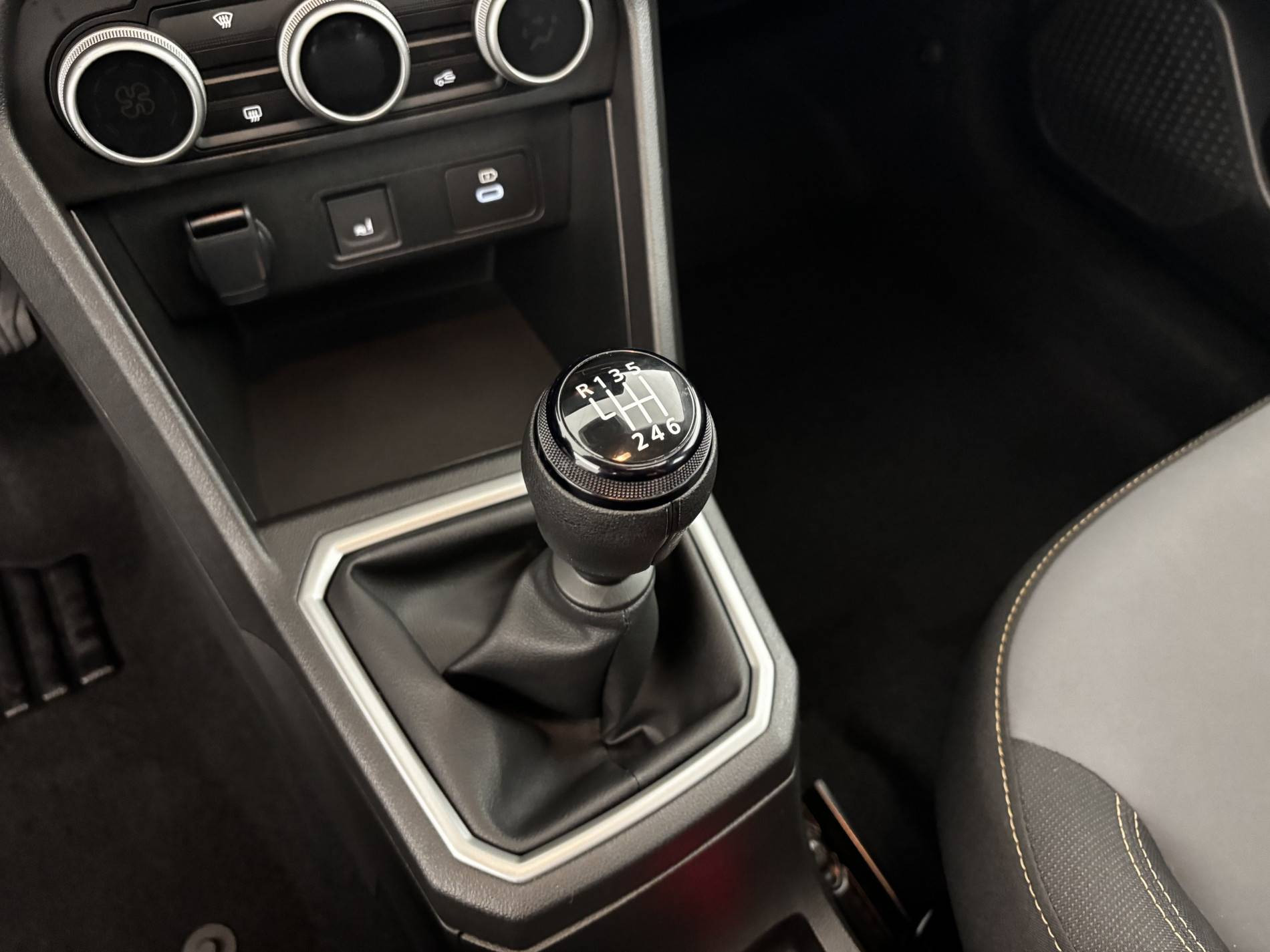 Vente en ligne Dacia Sandero  ECO-G 100 GSR2 au prix de 16 590 €