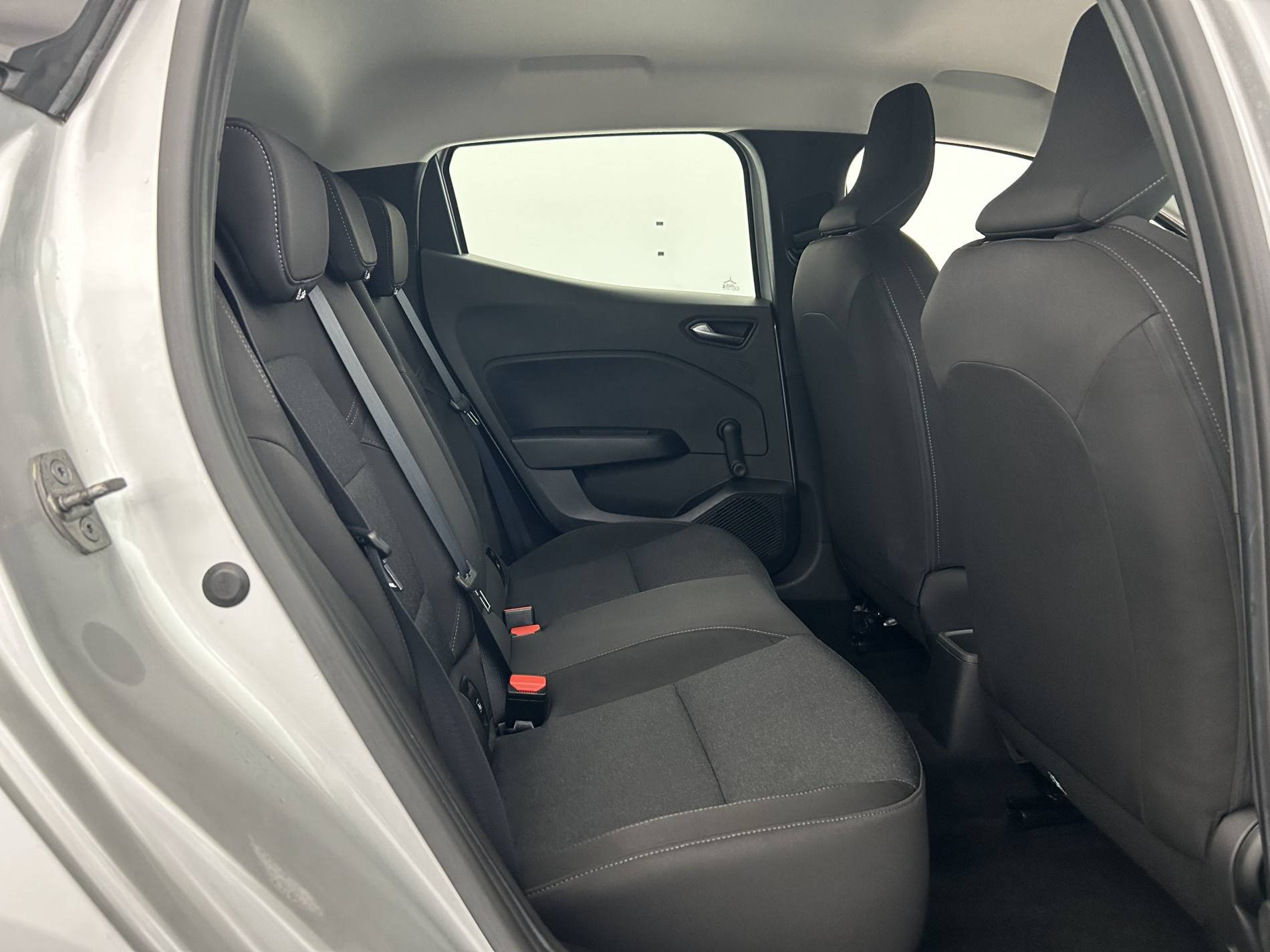 Vente en ligne Renault Clio 5 Clio TCe 90 au prix de 13 990 €