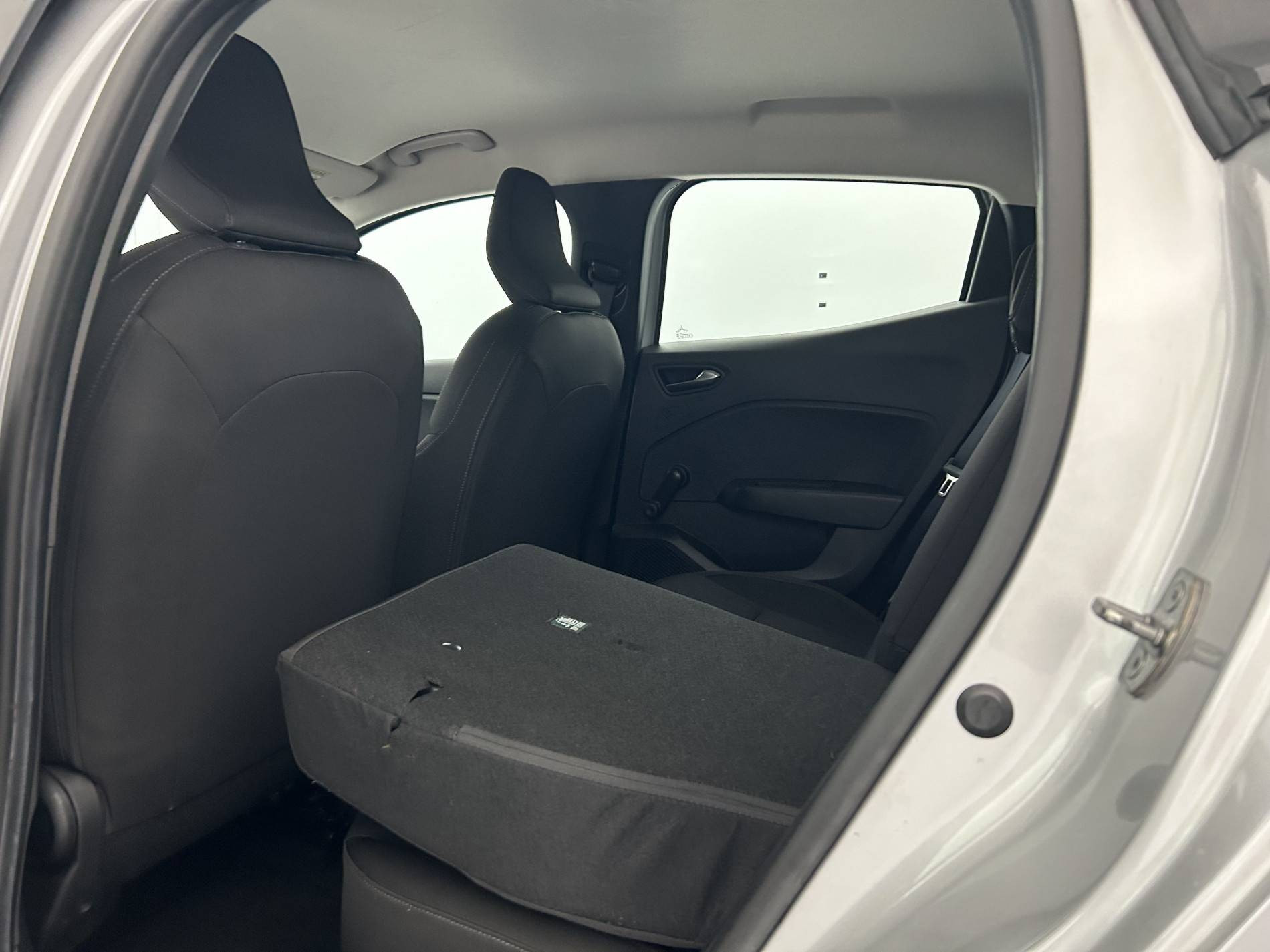 Vente en ligne Renault Clio 5 Clio TCe 90 au prix de 13 990 €