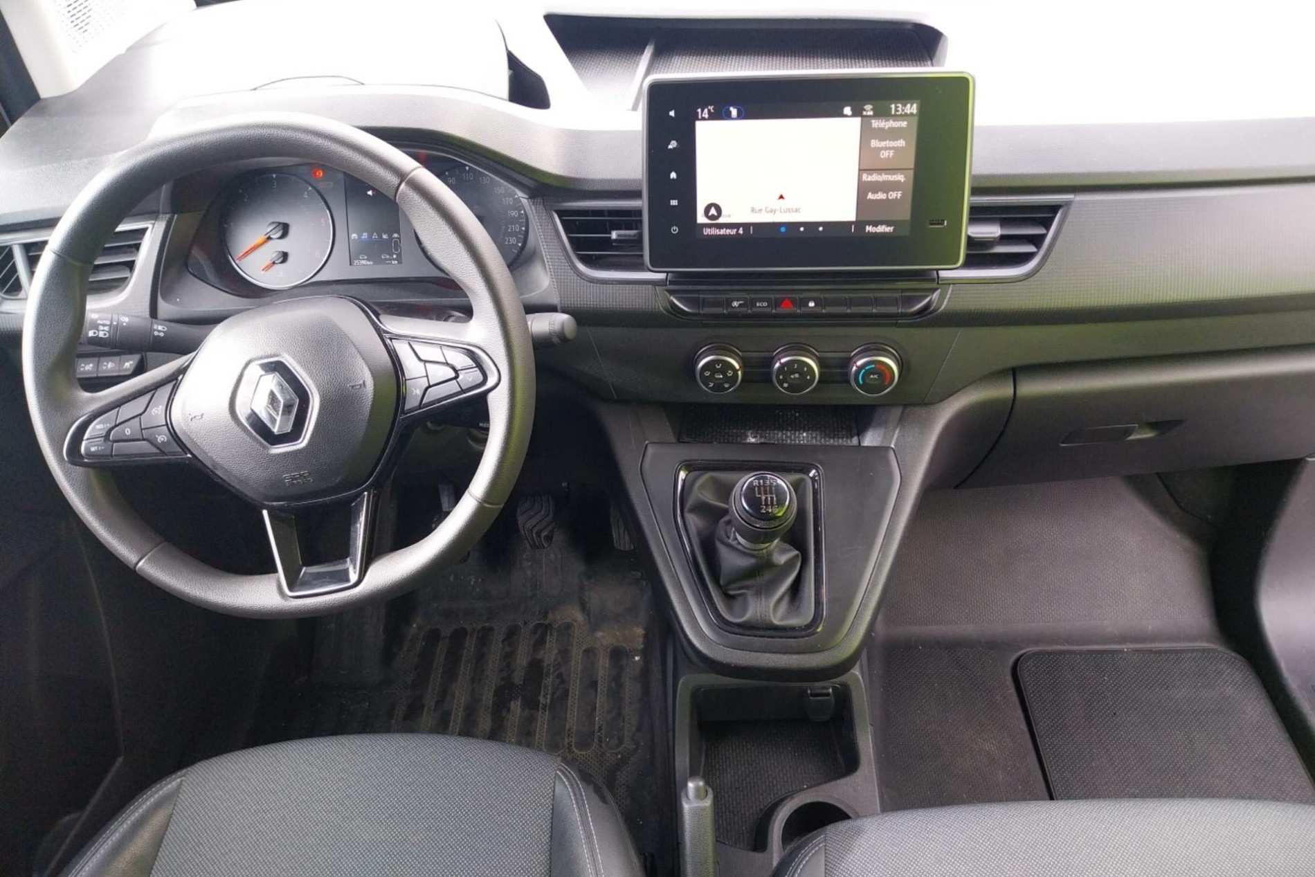 Vente en ligne Renault Kangoo Van  BLUE DCI 95 au prix de 18 990 €