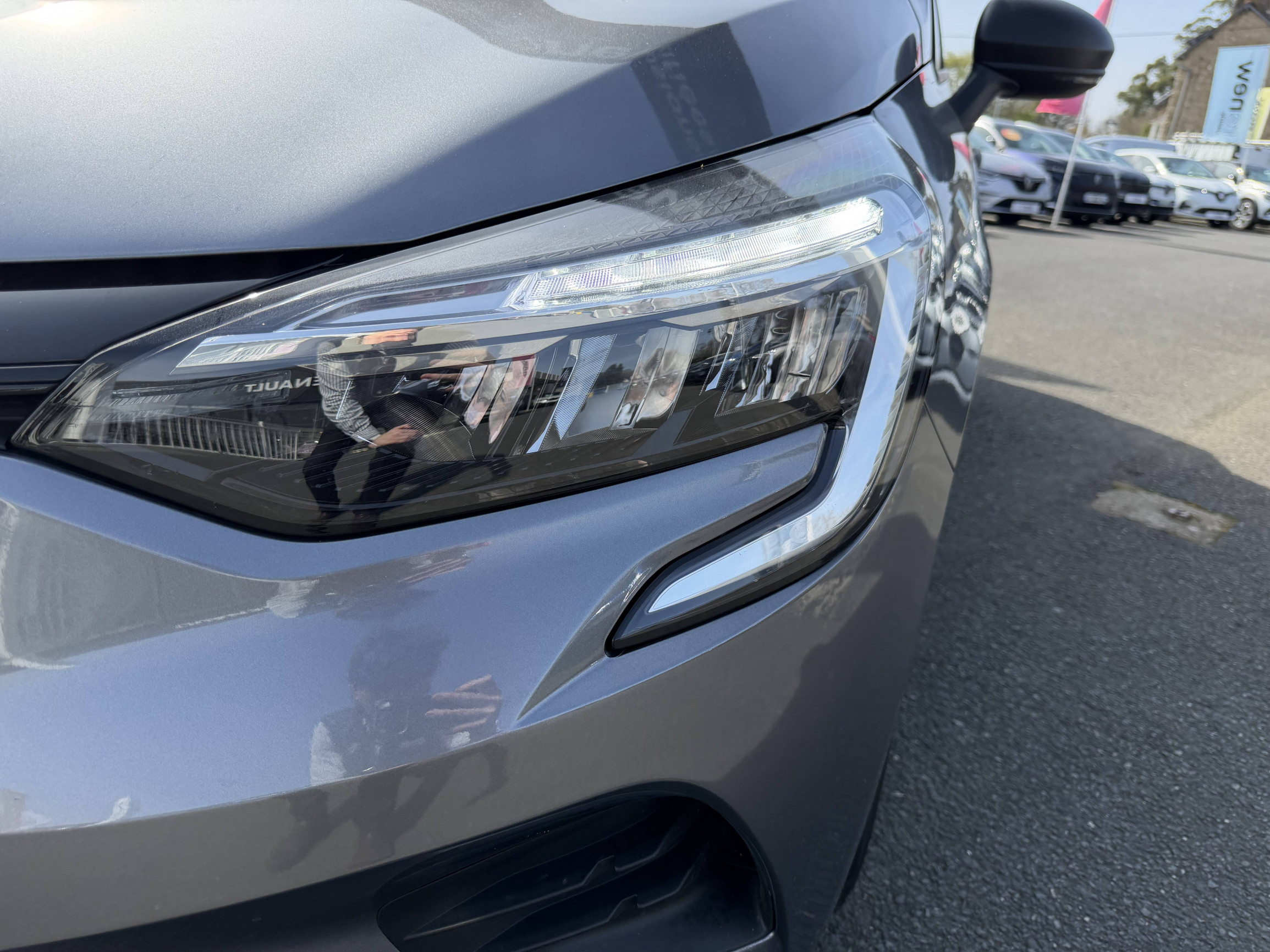 Vente en ligne Renault Clio 5 Clio SCe 65 au prix de 13 390 €