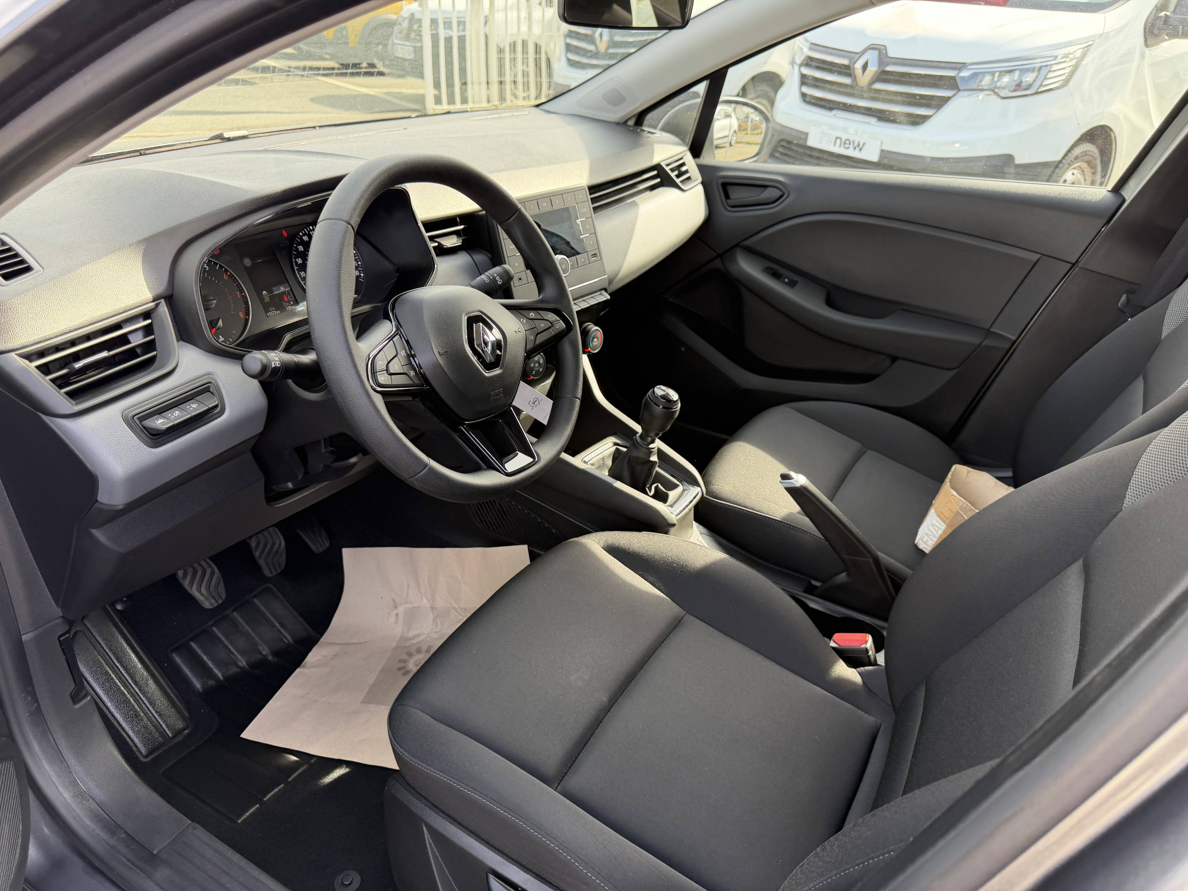 Vente en ligne Renault Clio 5 Clio SCe 65 au prix de 13 390 €