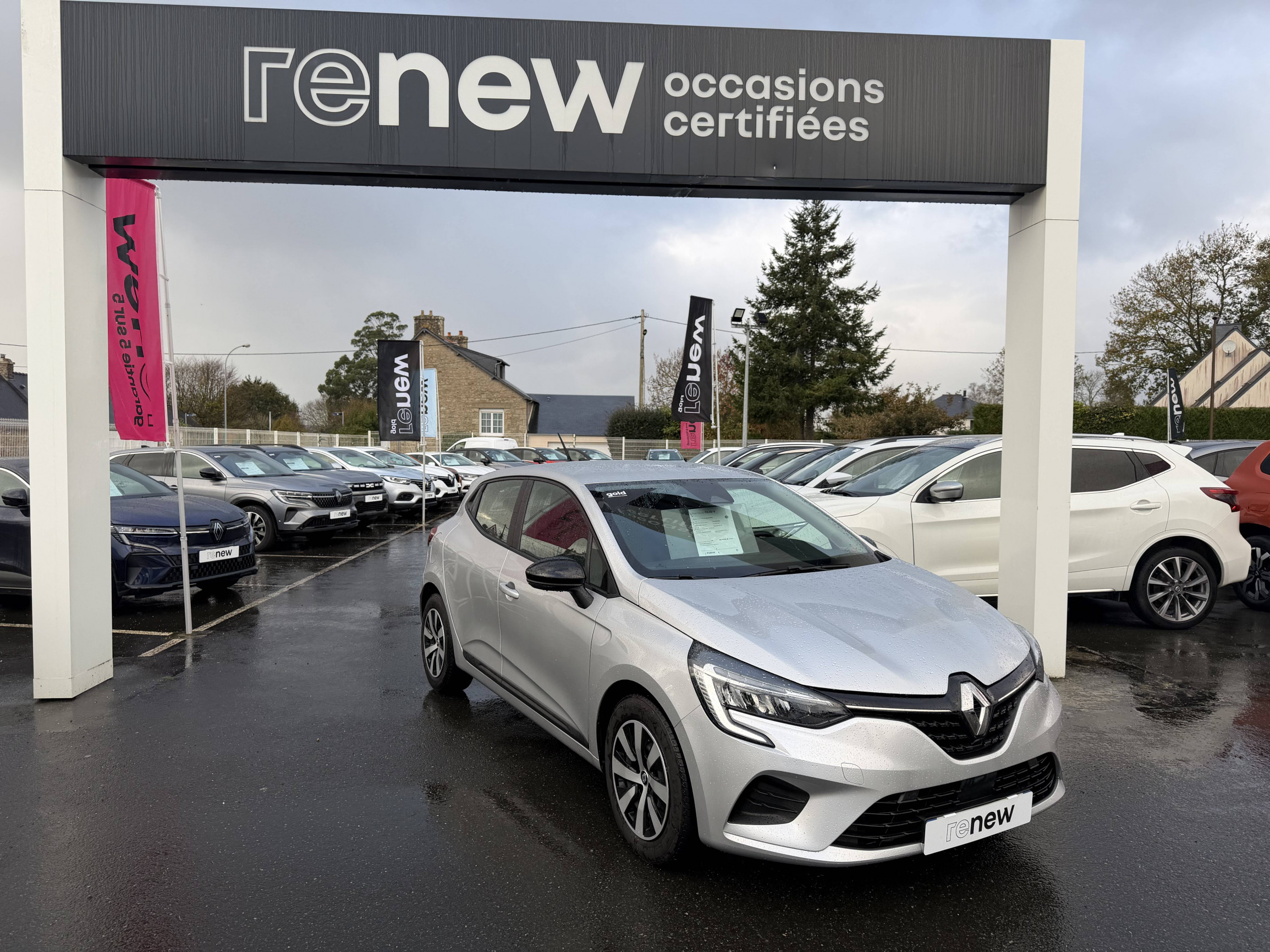 Renault Clio 5 Clio TCe 90 occasion de 2023 en vente à Lannion