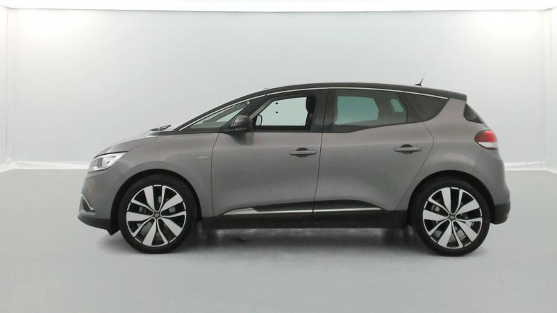Vente en ligne Renault Scenic 4 Scenic TCe 140 FAP EDC au prix de 18 990 €