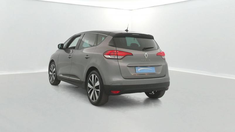 Vente en ligne Renault Scenic 4 Scenic TCe 140 FAP EDC au prix de 18 990 €