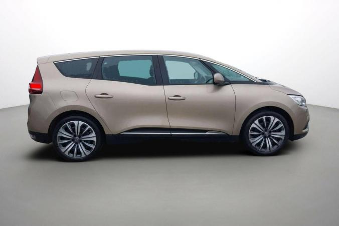 Vente en ligne Renault Grand Scenic 4 Grand Scenic TCe 140 FAP au prix de 18 490 €