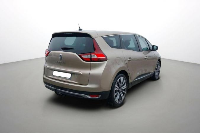 Vente en ligne Renault Grand Scenic 4 Grand Scenic TCe 140 FAP au prix de 18 490 €