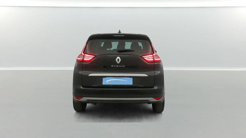 Vente en ligne Renault Grand Scenic 4 Grand Scenic TCe 140 EDC au prix de 20 490 €
