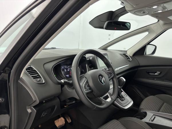 Vente en ligne Renault Grand Scenic 4 Grand Scenic TCe 140 EDC au prix de 20 490 €