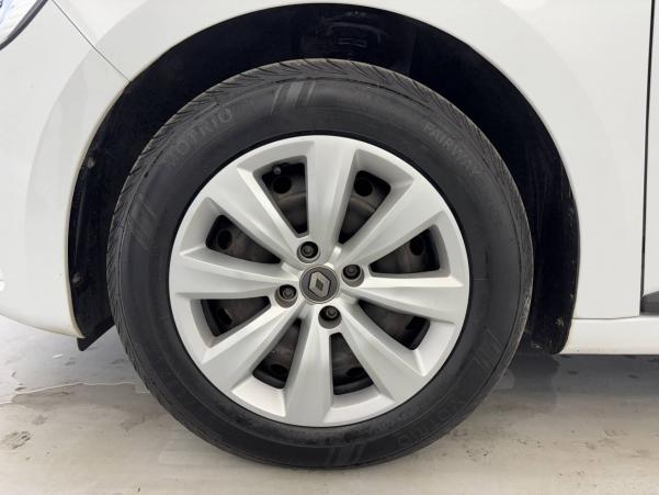 Vente en ligne Renault Clio 5 Clio SCe 65 au prix de 10 490 €