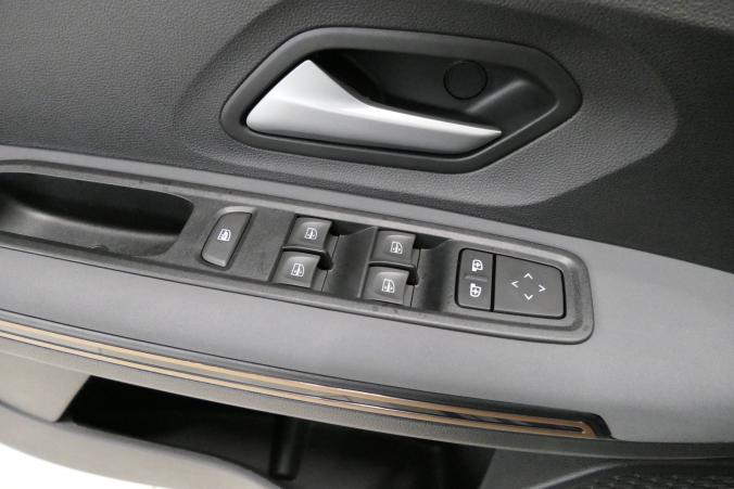 Vente en ligne Dacia Jogger  Hybrid 140 7 places au prix de 28 200 €