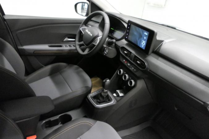 Vente en ligne Dacia Jogger  Hybrid 140 7 places au prix de 28 200 €