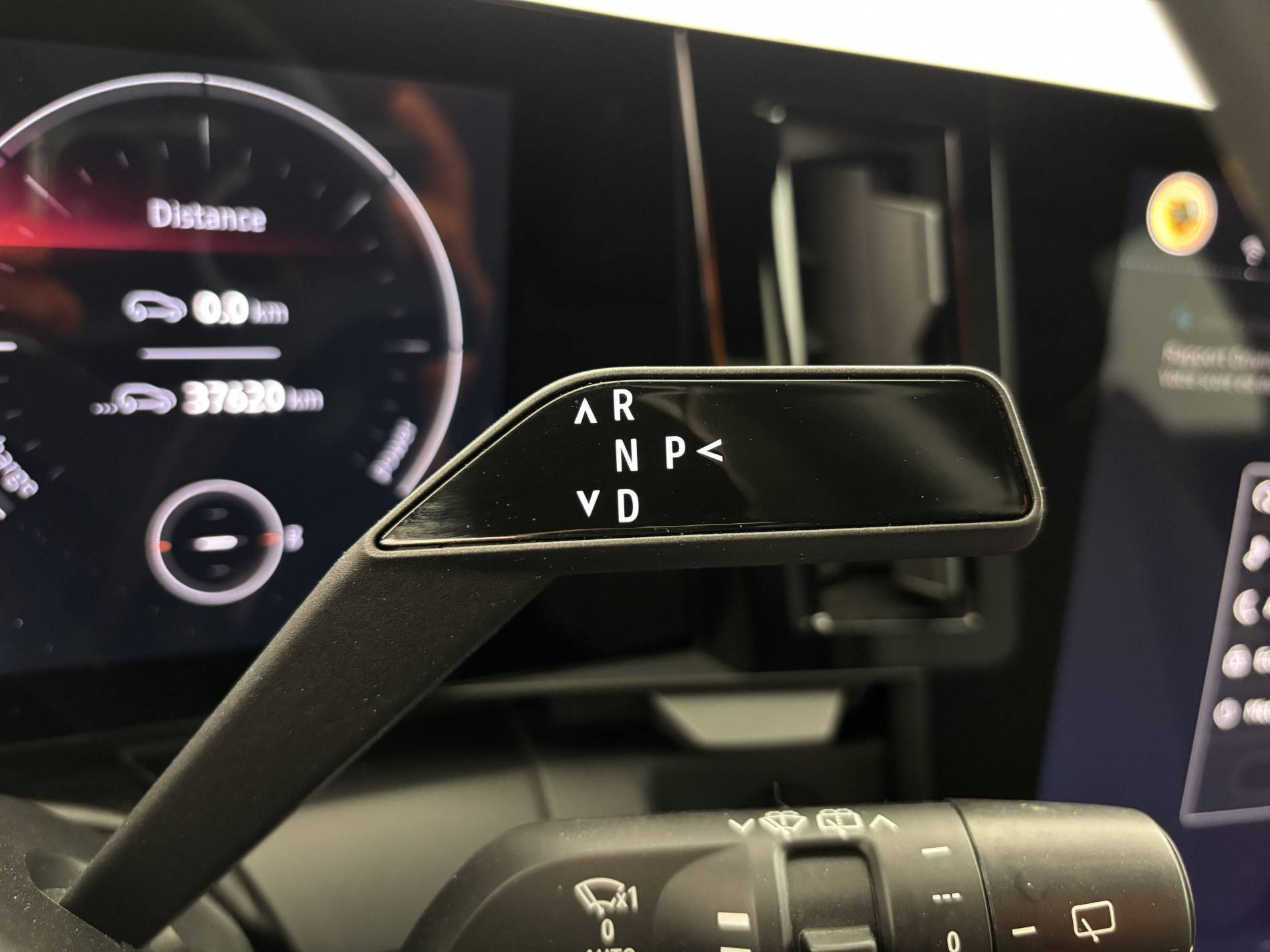 Vente en ligne Renault Megane E-Tech  EV60 220 ch super charge au prix de 22 980 €