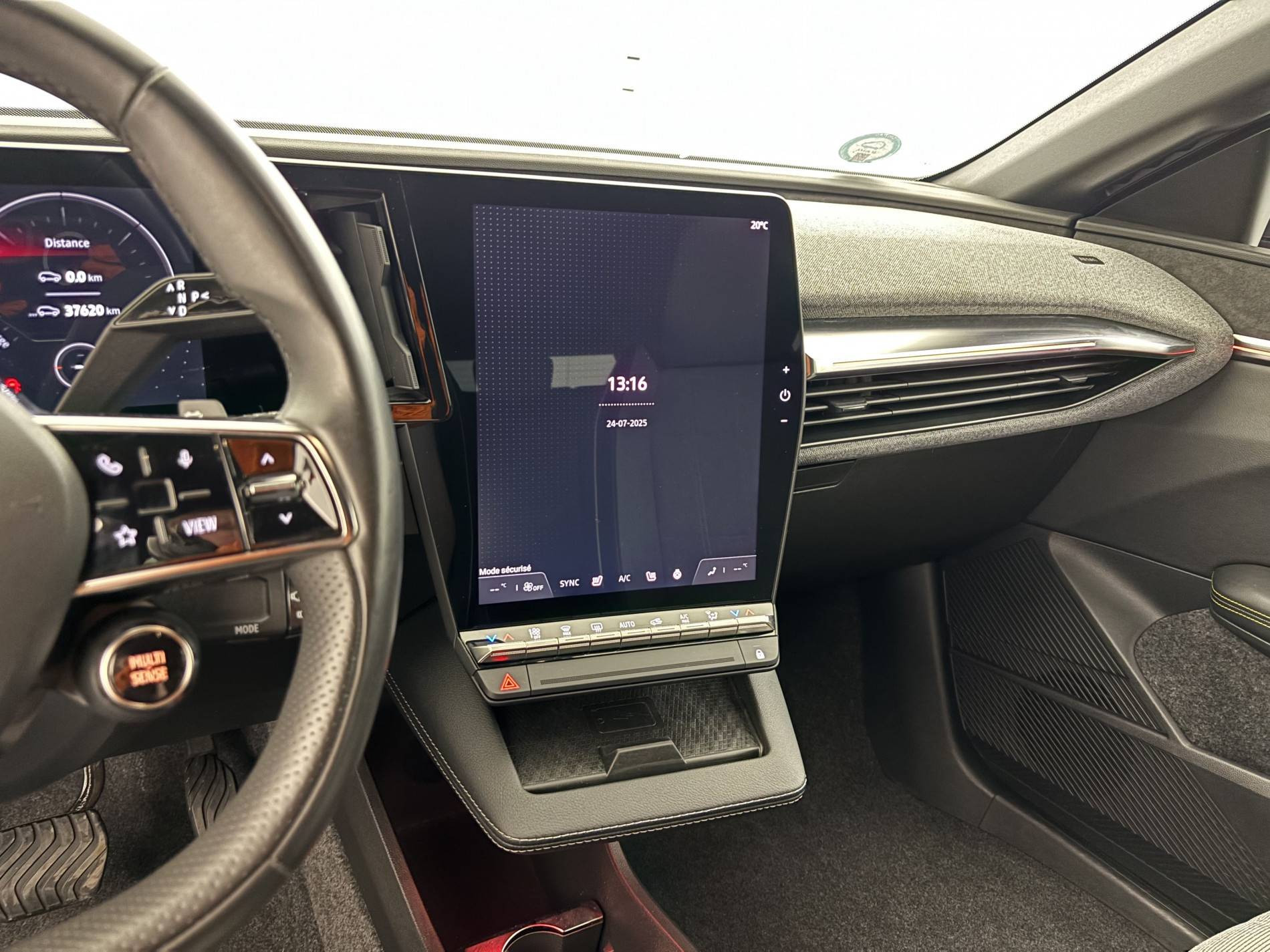 Vente en ligne Renault Megane E-Tech  EV60 220 ch super charge au prix de 22 980 €