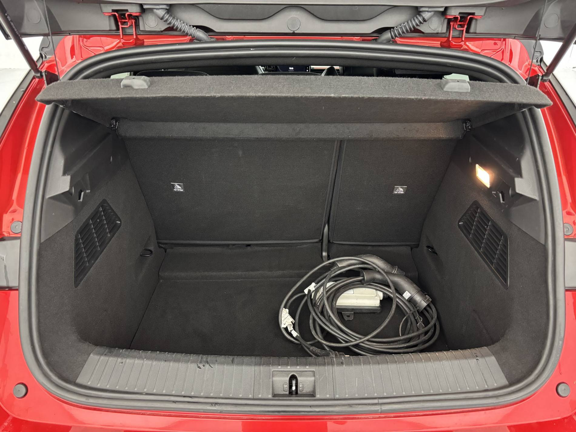 Vente en ligne Renault Megane E-Tech  EV60 220 ch super charge au prix de 22 980 €